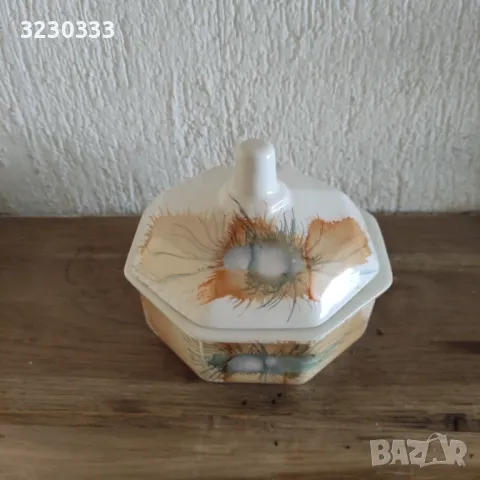 Порцеланова захарница , снимка 4 - Сервизи - 49789286