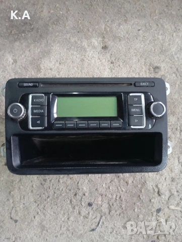 Радио CD VW Touran 1K0035156A