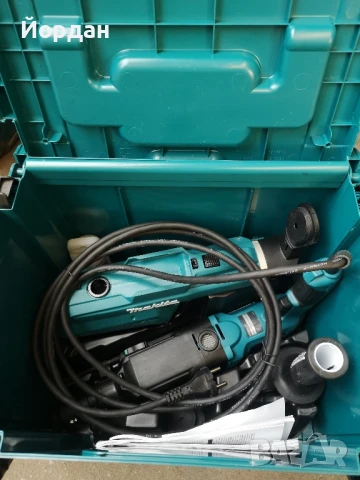 макита перфоратор с прахосмукачка hr2653tj, снимка 6 - Перфоратори - 50791795