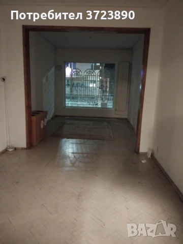 София, Център, Тристаен апартамент За ЧЛ., снимка 2 - Апартаменти - 53105518