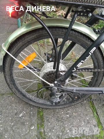 Продавам Електрически Сгъваем Велосипед с скорости Мотор 250 вата Батерия 36 волта 10 ампера , снимка 4 - Велосипеди - 53458292