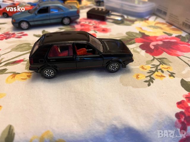 Шабак Германски 1:43-Голф GTI, снимка 5 - Колекции - 45864773