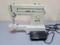 Метална шевна машина MERRITT, снимка 1