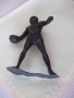 Фигура "Дивак с камък в ръка", снимка 9