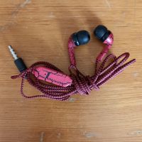 Нови геймърски слушалки с плетен кабел тип тапи с микрофон, снимка 2 - Слушалки и портативни колонки - 45806676