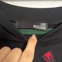 Маркови дамски тениски Liu Jo Totally Erected Moschino, снимка 8 - Тениски - 44990646
