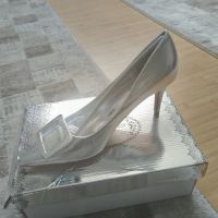 нови обувки на ток, снимка 2 - Дамски обувки на ток - 45383620