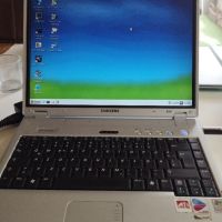 лаптоп SAMSUNG-X -20 XVM 1600  цена 20лв, снимка 1 - Лаптопи за дома - 45096059