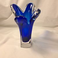 Стъклена ваза, снимка 1 - Вази - 45471072