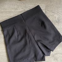 Ново пола-панталон в два цвята , снимка 3 - Къси панталони и бермуди - 45693353