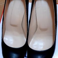Черни обувки с ток, снимка 1 - Дамски обувки на ток - 45447891