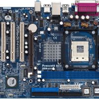 Дънна платка AsRock P4VM800 с процесор Intel Pentium 4 2.4GHz, снимка 1 - Дънни платки - 45622096