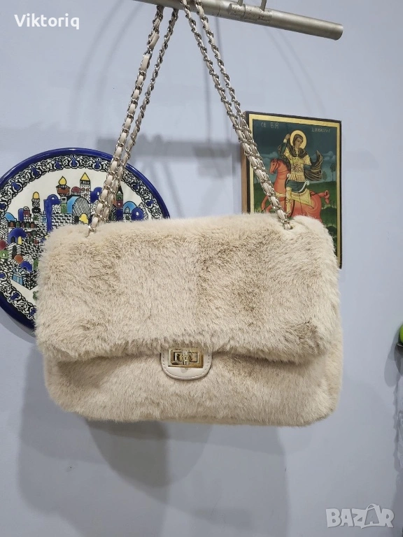 Дамска плюшена чанта, снимка 1