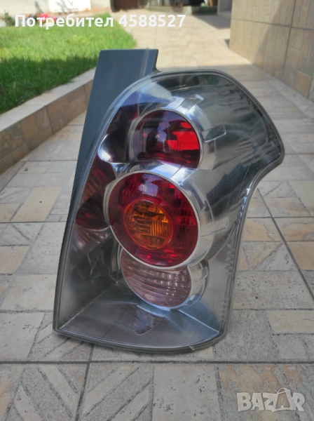 Десен стоп за Тойота Корола Версо 2004-2007 Toyota Corolla verso, снимка 1