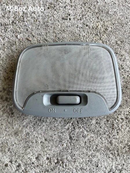 Плафон Мицубиши Аутлендър 2 Mitsubishi Outlander (2006-2012), снимка 1