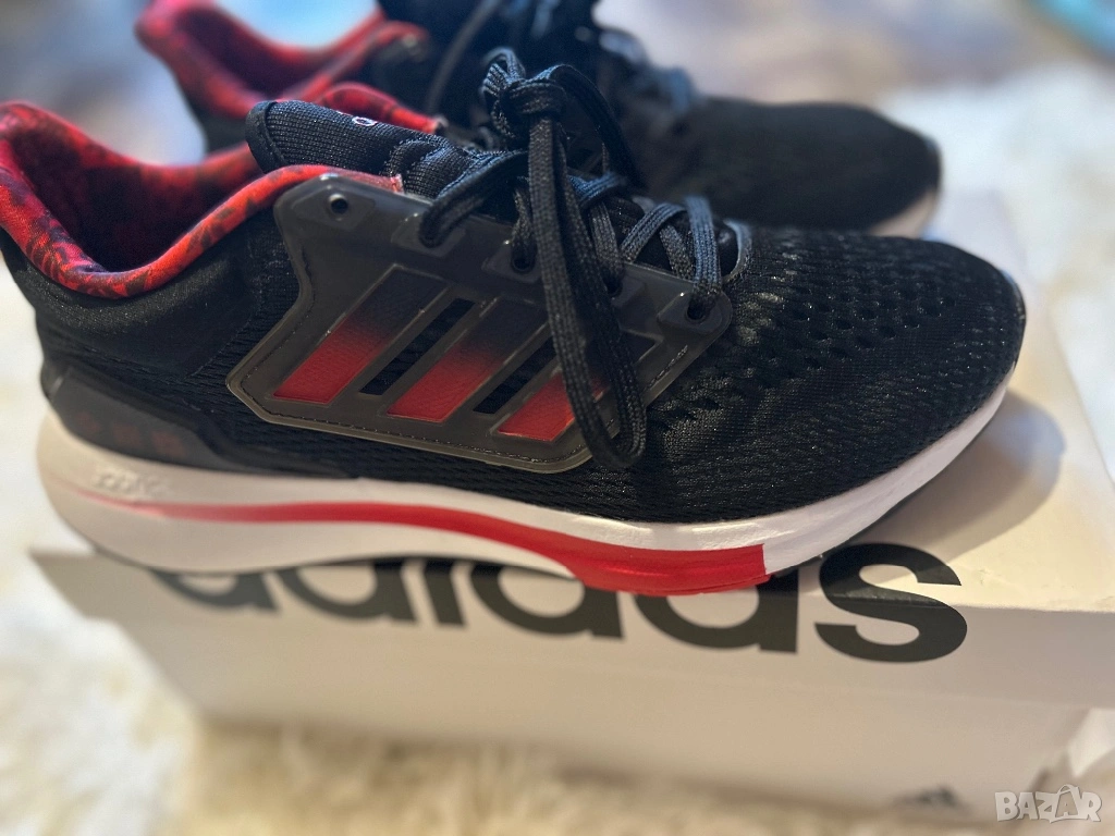 Дамски маратонки Adidas, снимка 1