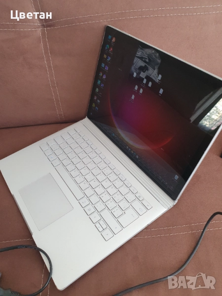 Бартер за ipad или андройд Microsoft surface book 2 1TB 16Ram Nvidia, снимка 1