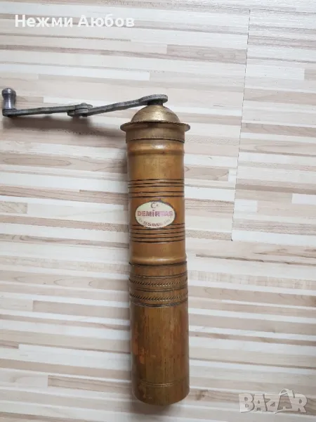 Ръчна метална мелачка за кафе и подправки , снимка 1