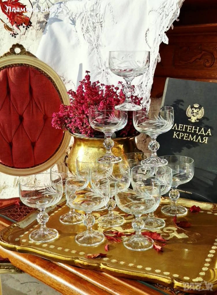 комплект от 11 бр. гравирани кристални чаши , снимка 1
