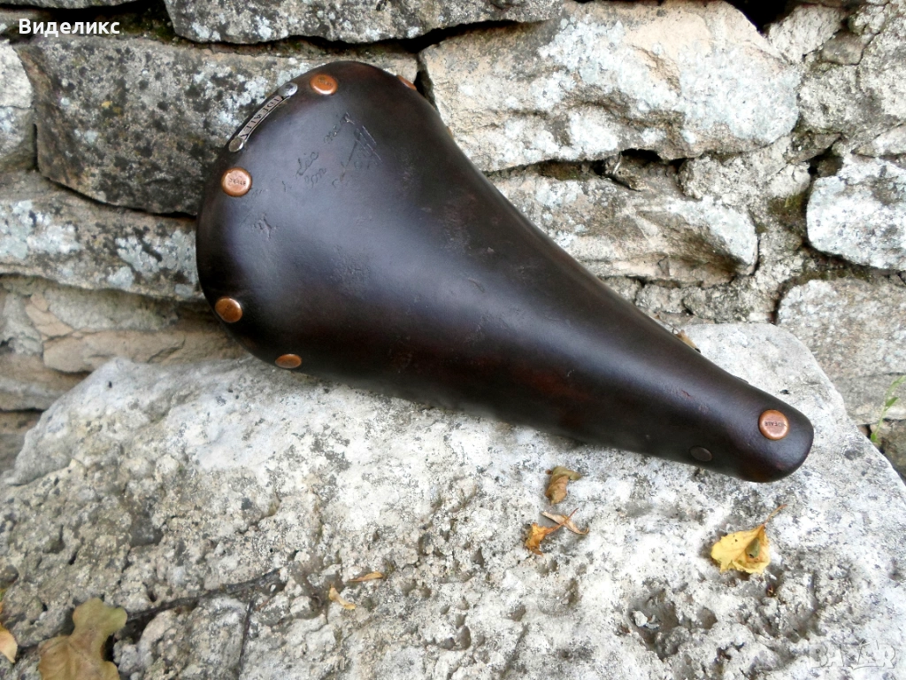 Седалка от ретро велосипед/Ideale 90/, снимка 1