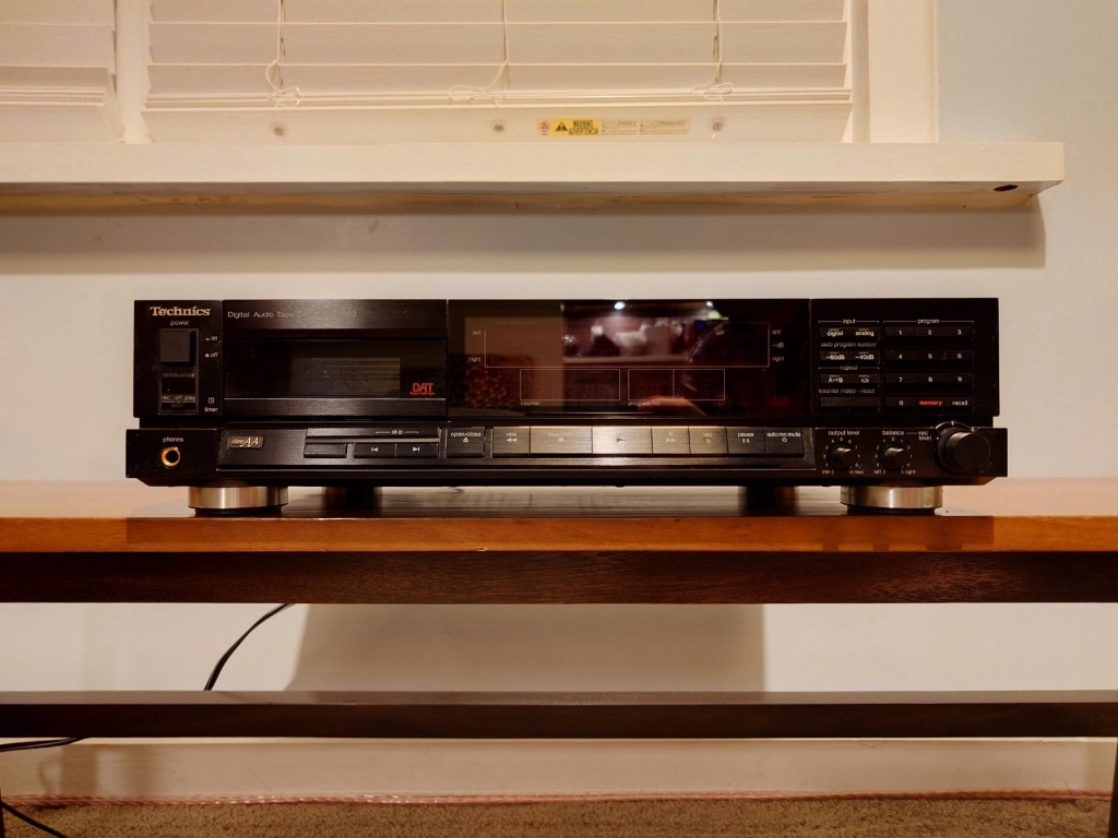 Technics SV-D1000 ジャンク Technics SV-D1000 ジャンク - メルカリ