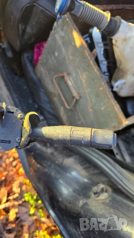 Лост за светлини и мигачи Пежо 306, снимка 4 - Части - 53068038