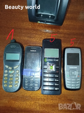 Стари телефони за 11 евро общо