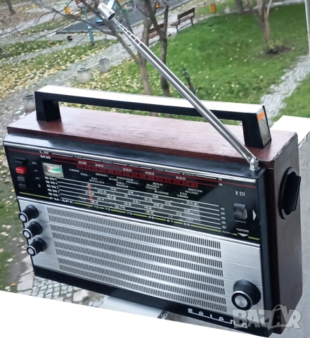 59📻✨ Върни си спомените с реставрираното SELENA B211 – 100 лв.