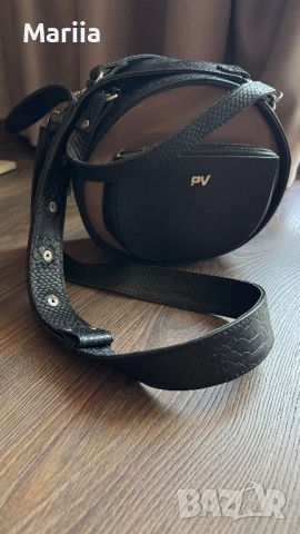 Луксозна дизайнерска чанта от естествена кожа – рептилия