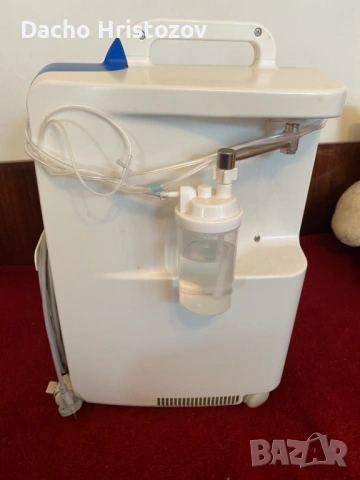 Кислороден концентратор Крьобер аероплюс 5.Много малко ползван,почти нов. 