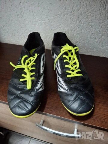 Футболни обувки ,,Бутонки,,, снимка 2 - Футбол - 53659582