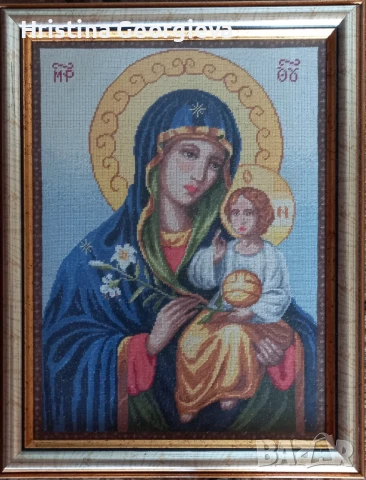 Продават се гоблени на религиозна тематика 