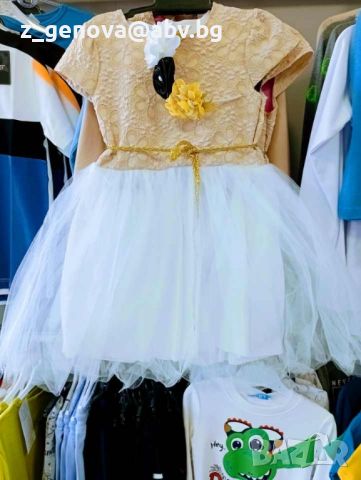 Детска рокля с тюл и аксесоар за коса , снимка 1 - Детски рокли и поли - 45313203