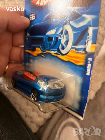 Hot wheels Deora II-рядък, снимка 2 - Колекции - 49659074