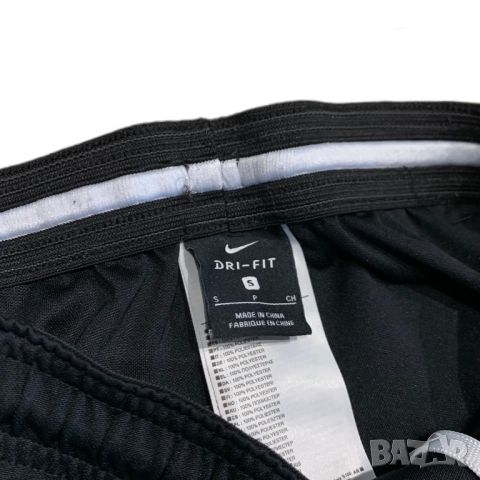Оригинални къси панталони Nike | S размер, снимка 4 - Къси панталони - 46416971