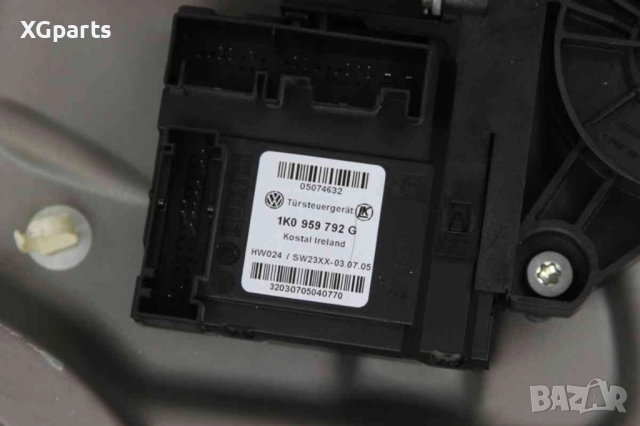 Стъклоповдигач преден десен за Skoda Octavia II (2004-2008) 1K0959792G, снимка 3 - Части - 52462529