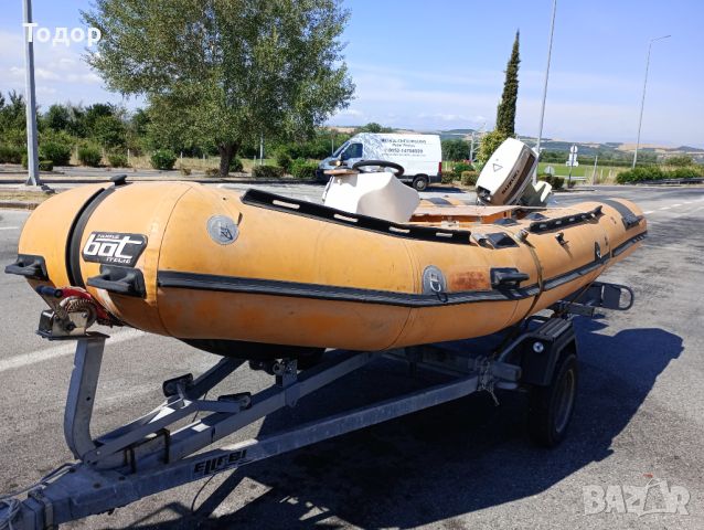 Продавам Лодка RIB-bat дълга 4,55м к-т с мотор SUZUKI 25HP , резервоар и акумулатор, внос от Италия, снимка 5 - Воден транспорт - 46303596