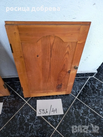 Две вратички от естествено дърво (чам), размер на белите листчета , снимка 4 - Шкафове - 54211957