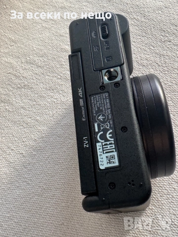 Фотоапарат за влогинг Sony ZV-1 , Vlogging, 20.1MP, 4K, снимка 4 - Фотоапарати - 52846625