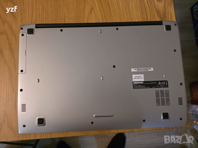 Medion Akoya S6219 15,6 инча, снимка 3 - Лаптопи за дома - 52682740