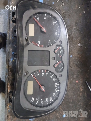 Километражно табло за Фолксваген Бора 1.9 TDI 1J0919881F  /  0 263 611 051