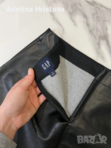 Еко кожа кожена пола Gap размер С, снимка 3 - Поли - 53861675