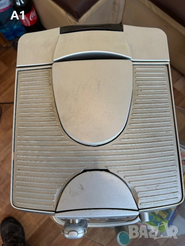 Кафеавтомат Saeco Incanto, снимка 5 - Кафемашини - 53649900