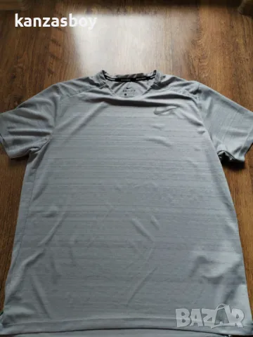 Nike Dry AJ7565-059 Miler Running Tee - страхотна мъжка тениска Л, снимка 5 - Тениски - 50180843