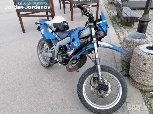 Мотор 50 кубика Super moto 50 Derbi Senda, снимка 7 - Мотоциклети и мототехника - 45755563
