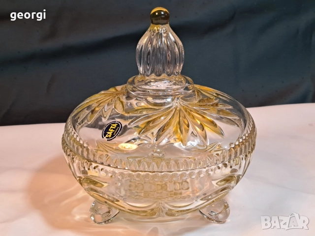 испанска бонбониера Safta от двуцветно стъкло 28/6