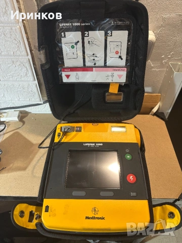 Дефибрилатор LIFEPAK 1000