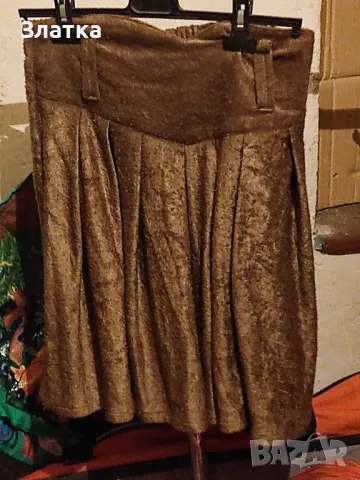 Дрехи на килограм Якета Палта Блузи Ризи Панталони Поли Рокли Тениски и фланелки... Обувки , снимка 12 - Поли - 50309620