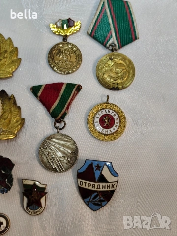 Лот медали ордени кокарди знаци, снимка 5 - Антикварни и старинни предмети - 53884900