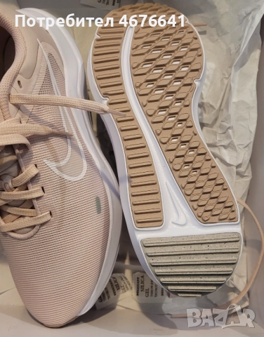 Чисто нови маратонки на Найк, снимка 10 - Маратонки - 52844992